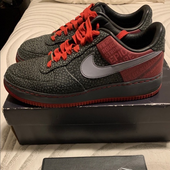 Nike’s Men’s size 9.5 AF1 Malone’s - Picture 5 of 6